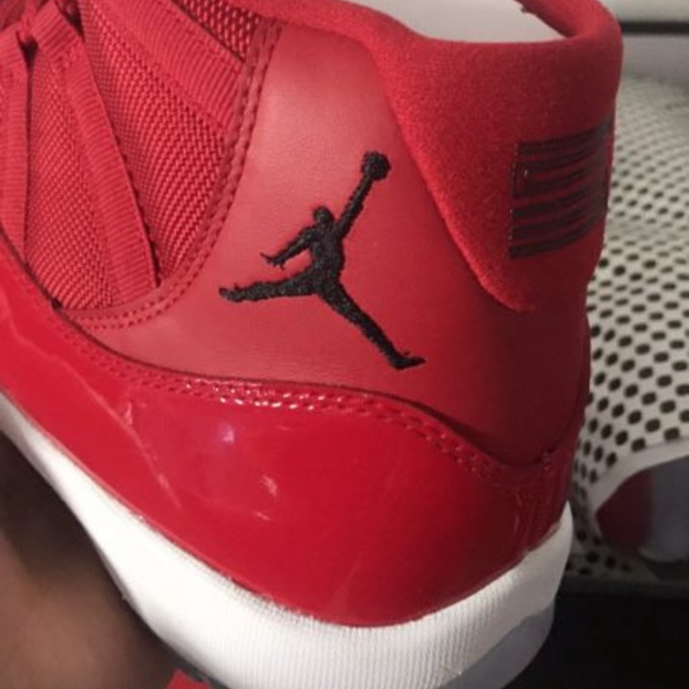 Jordan Retro 11 NEW *2 sizes available* - Picture 5 of 7